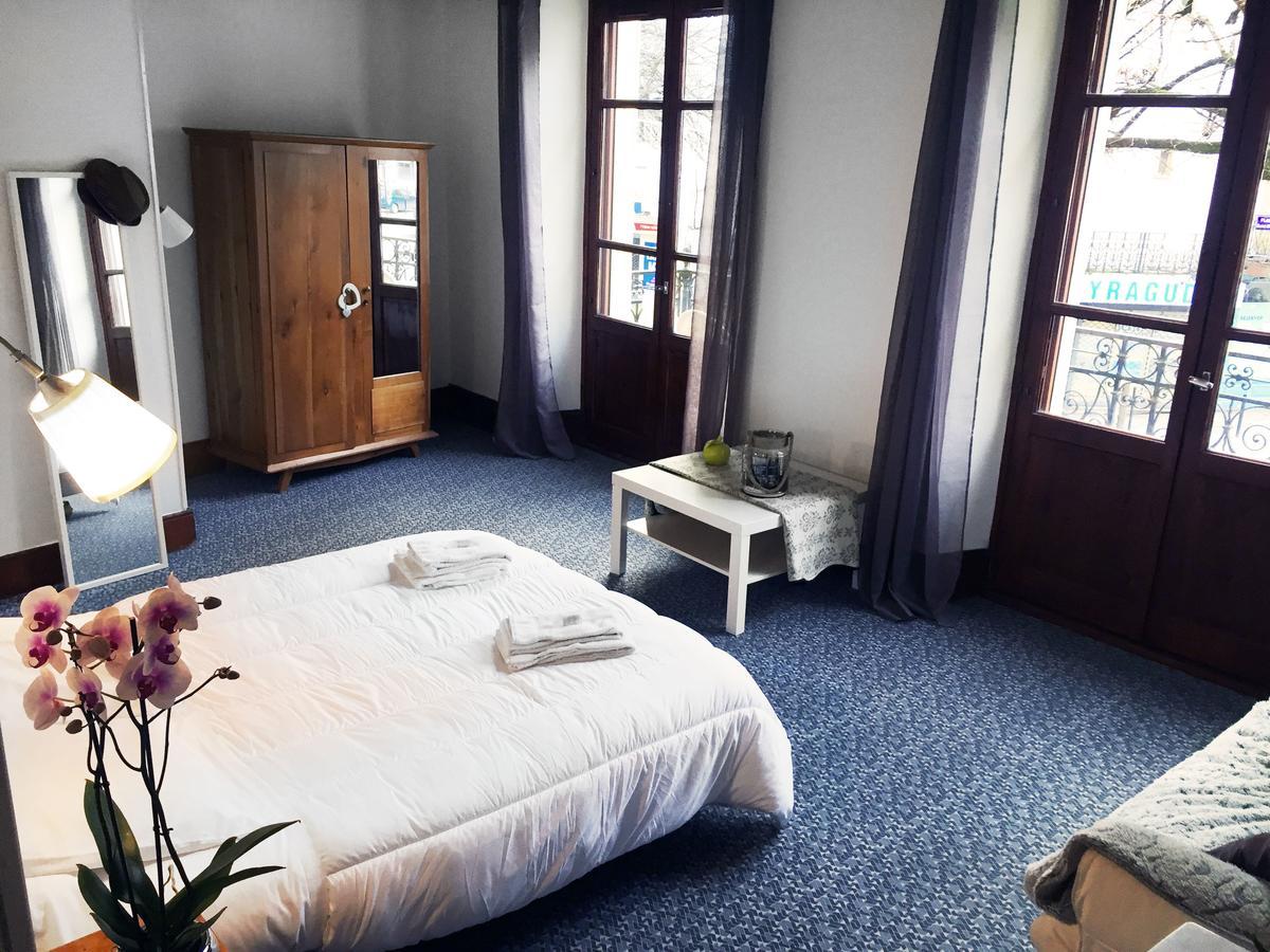 Le Bon Accueil Hotel Bagnères-de-Luchon Exterior foto