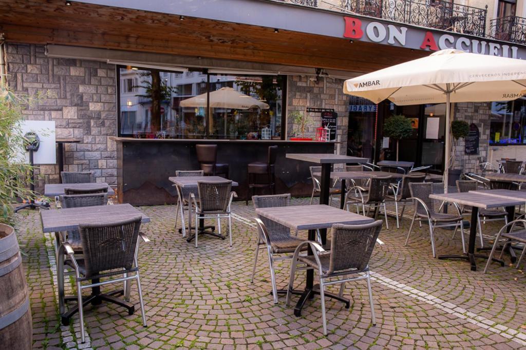 Le Bon Accueil Hotel Bagnères-de-Luchon Exterior foto