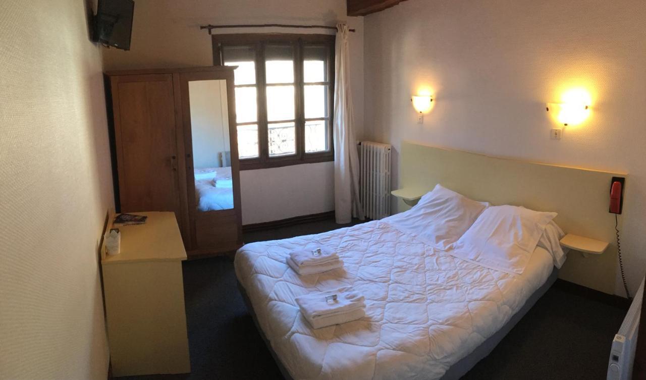 Le Bon Accueil Hotel Bagnères-de-Luchon Exterior foto